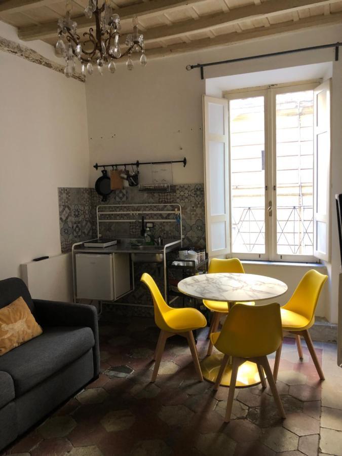 Casa Sant' Elena Rom